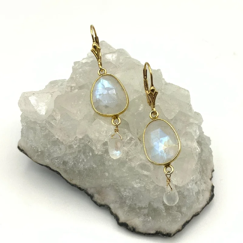 Intricate Earrings For Unique Styles-Glowing Moonstones Haloed in Gold