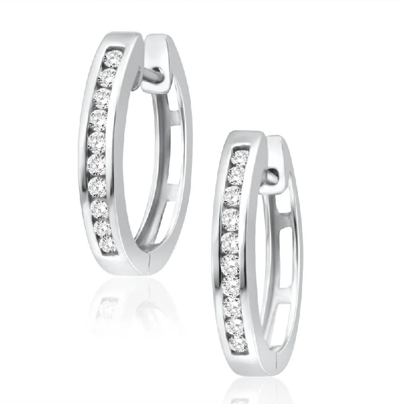 Silver Chain Earrings For Minimalist Style-9ct Superb White Gold Diamond Hoop Earrings