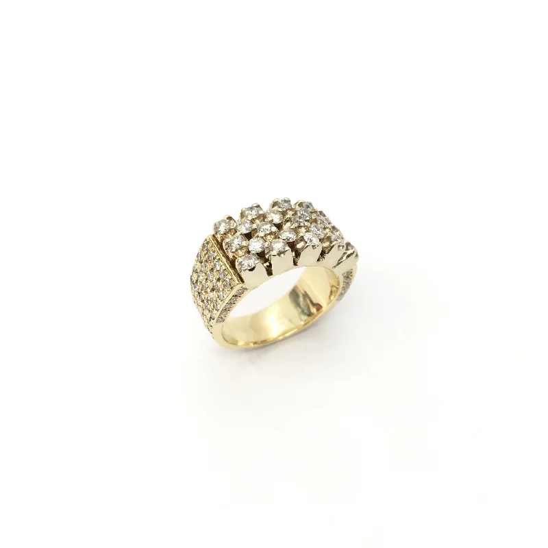 Minimalist Rings For Simple Yet Elegant Style-Horizontal Diamond Cluster Ring (14K)